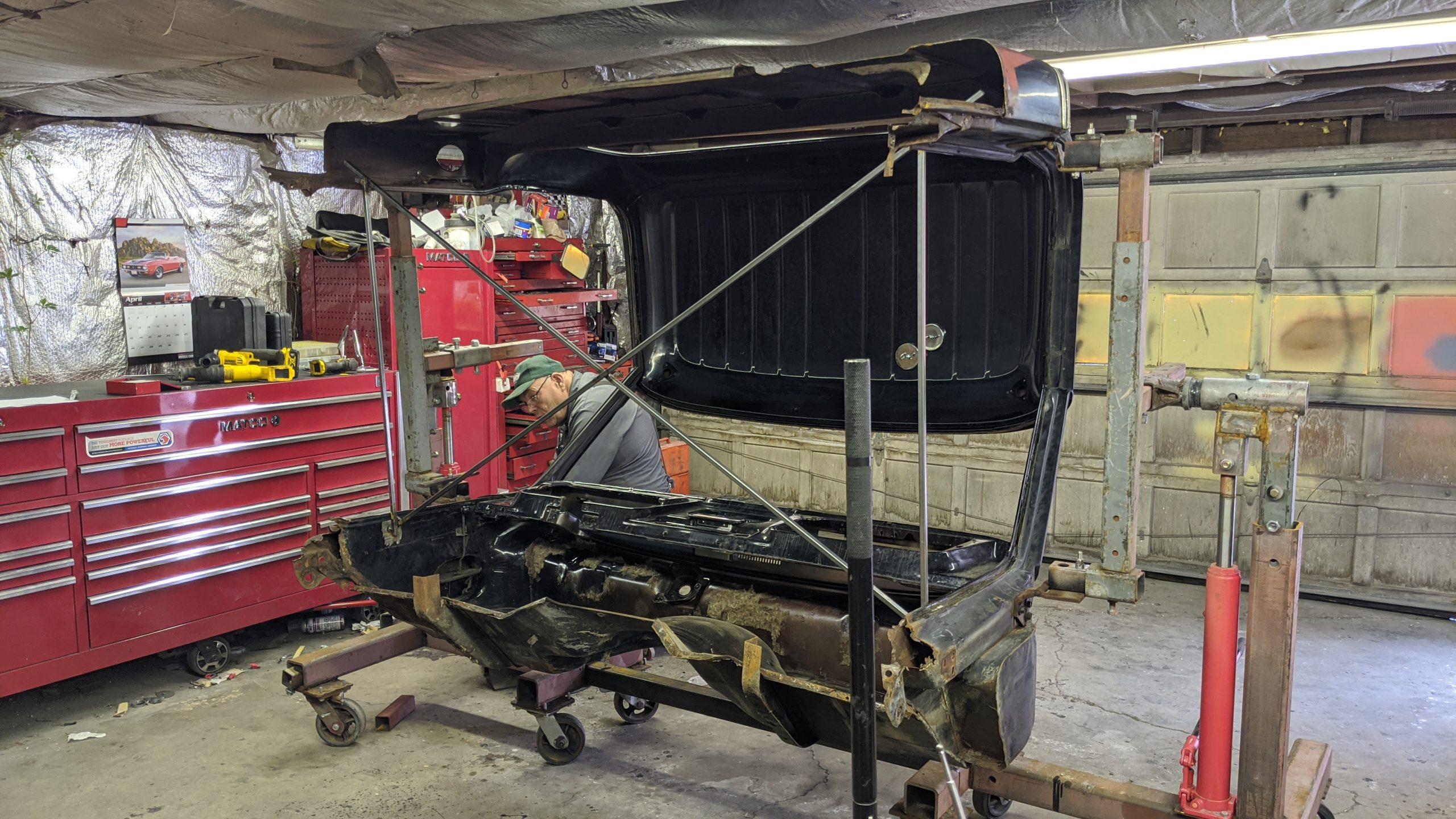 Mounting the cab on the rotisserie